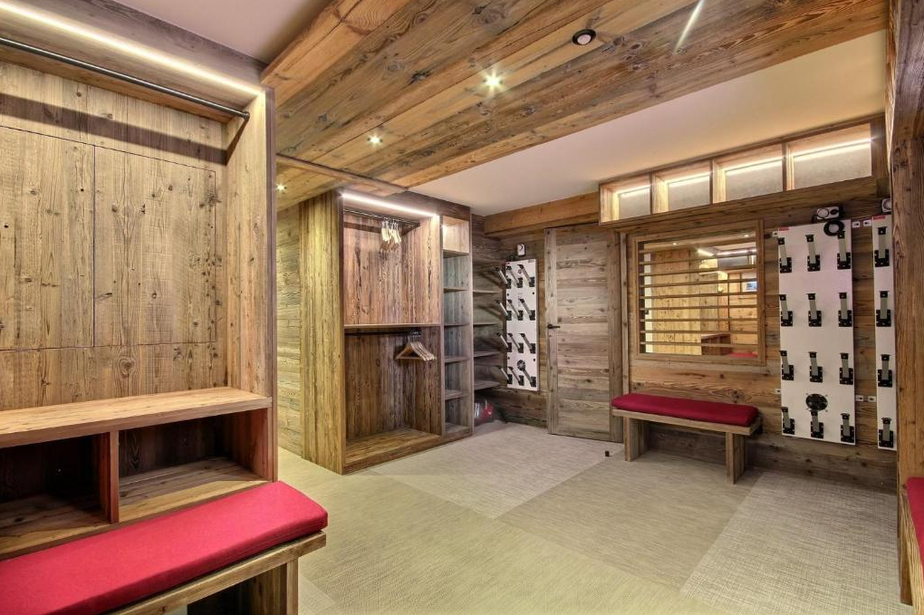 Chalet-Plagne-Soleil-REF74154785