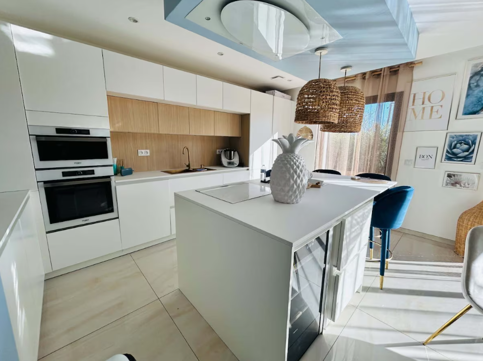 Villa-Sanary-sur-Mer-REF67675484